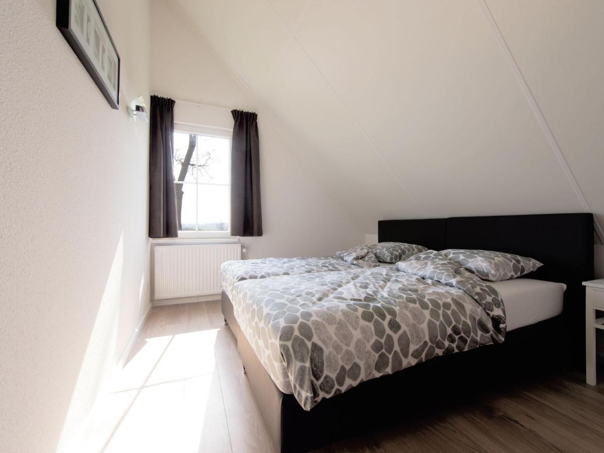 Spacious Home With A Fireplace At 3 Km From Baarle-Nassau Esterno foto