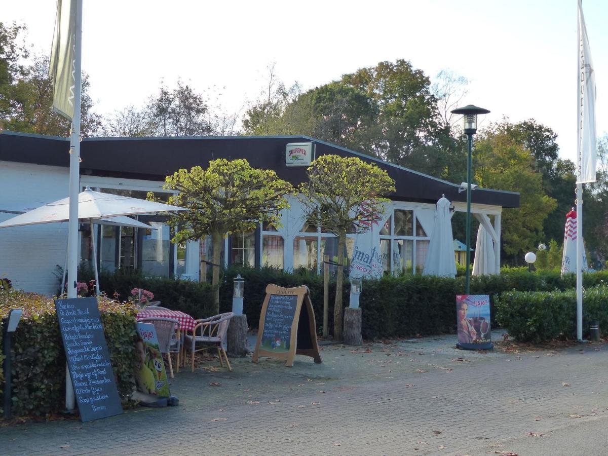 Spacious Home With A Fireplace At 3 Km From Baarle-Nassau Esterno foto
